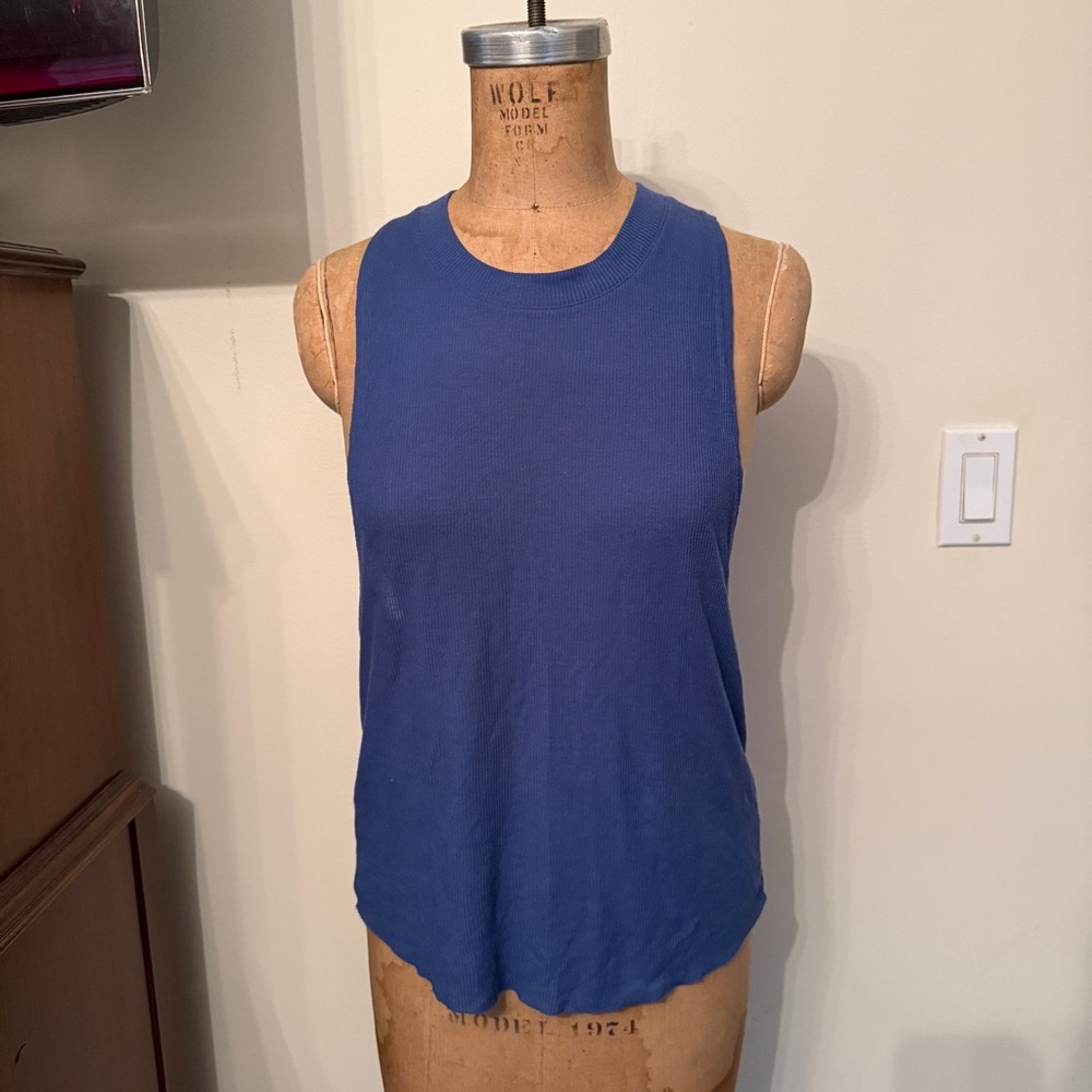 Alo Heat Wave Ribbed Cobalt Muscle Tank Top - Picture 2 of 7